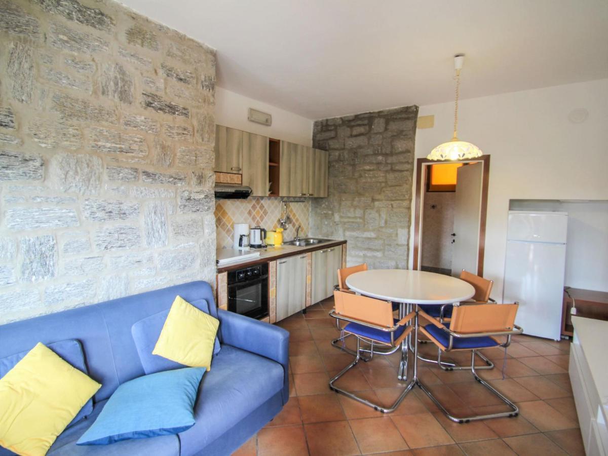 Apartment Residenza Agrifoglio-17 By Interhome Luino Dış mekan fotoğraf